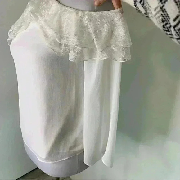 Alice + Olivia revolve cold shoulder Laticia Ruffle Top in Off White Sz XS - Picture 8 of 11